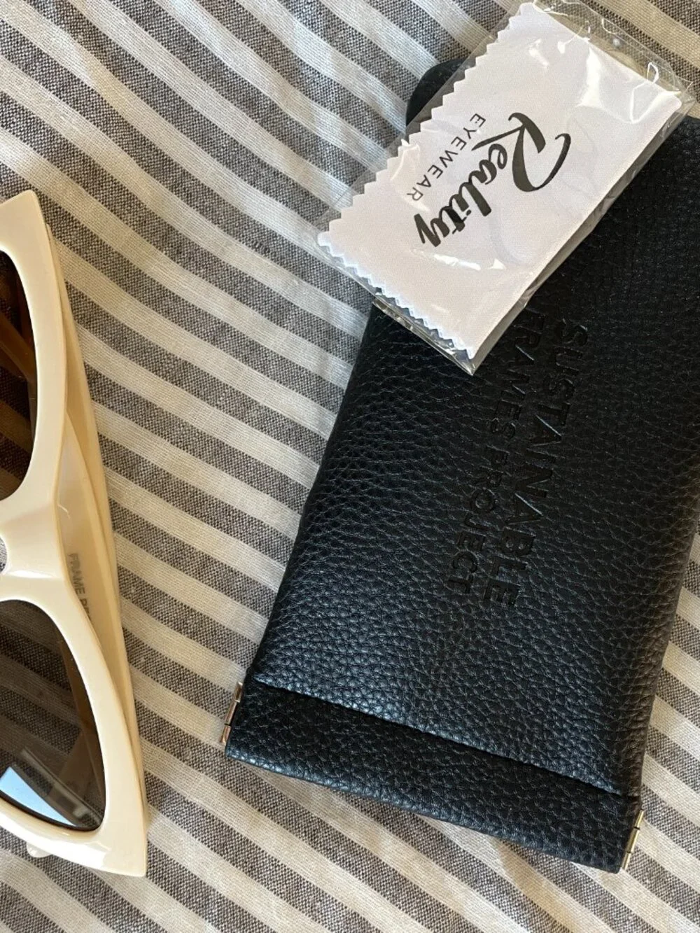 Reality Eyewear Sunglasses KISS KISS Style in Bone/Cream Anthropologie Cat-Eye